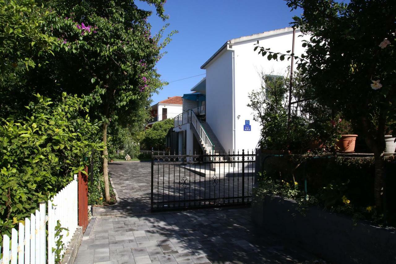 トロギール Luxury House With Poolヴィラ エクステリア 写真