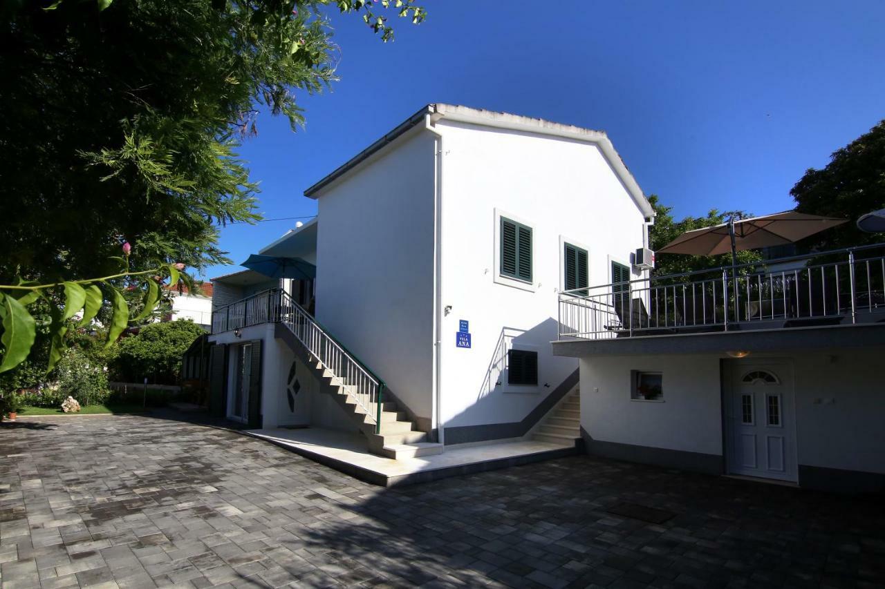 トロギール Luxury House With Poolヴィラ エクステリア 写真